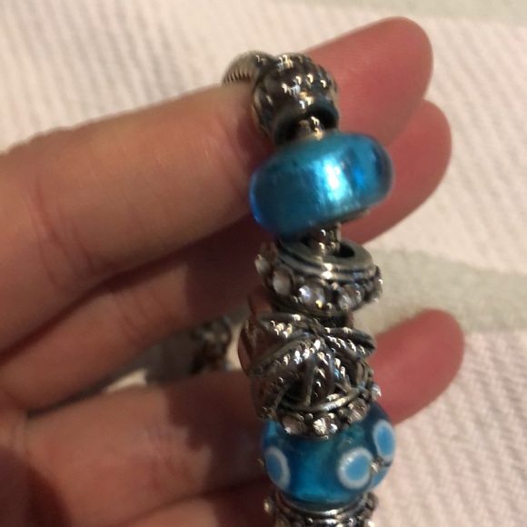 Blue and silver bracelet - Picture 3 of 7